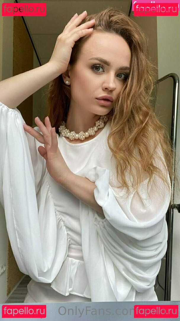 Diamond Tina / Tina Siracusa / busty_babydoll / therealbustybabydoll / tina_t Nude Onlyfans Photo 9