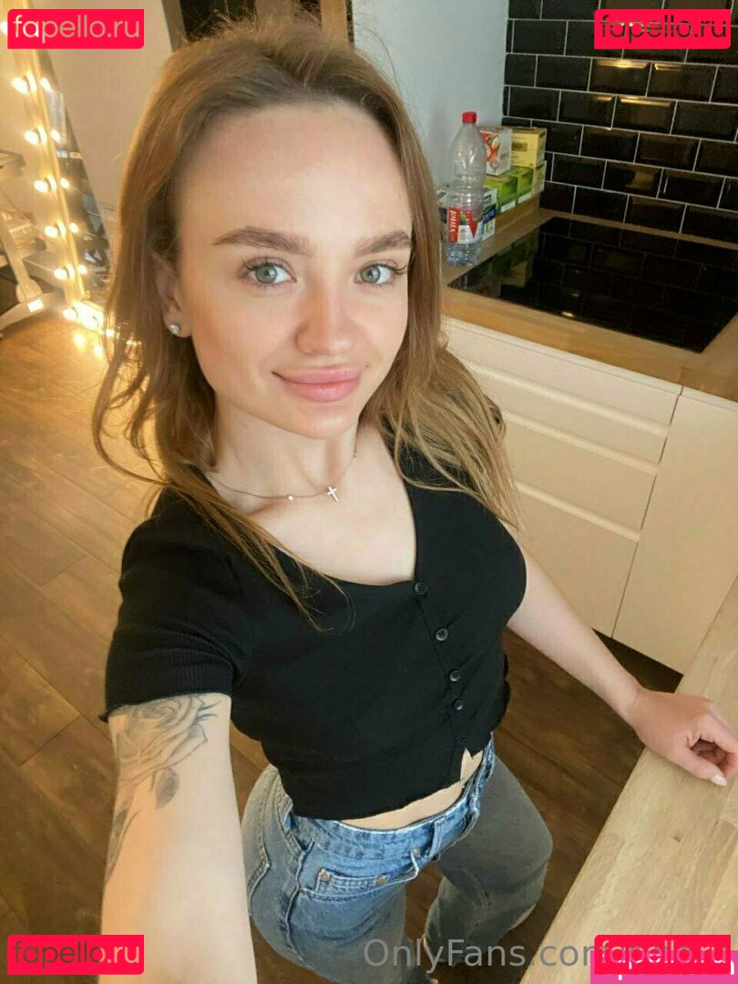 Diamond Tina / Tina Siracusa / busty_babydoll / therealbustybabydoll / tina_t Nude Onlyfans Photo 8