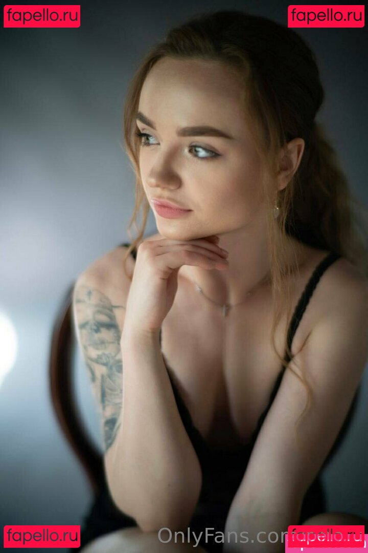 Diamond Tina / Tina Siracusa / busty_babydoll / therealbustybabydoll / tina_t Nude Onlyfans Photo 6