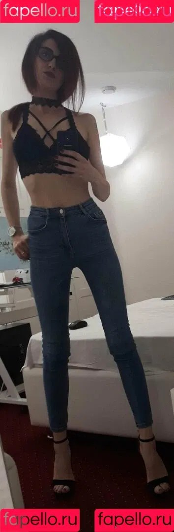 evabanefree Onlyfans Photo Gallery 
