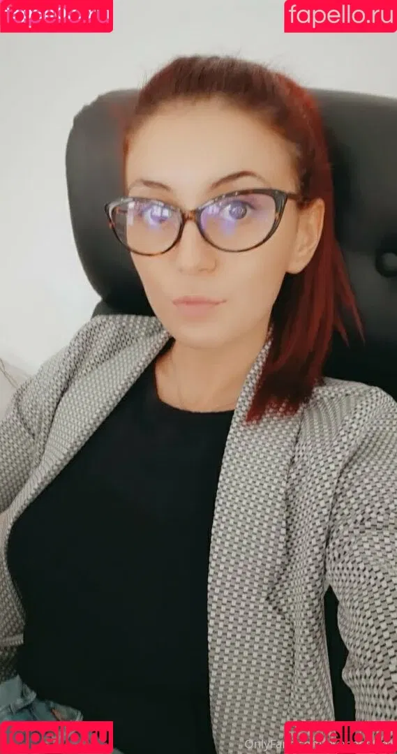 evabanefree Onlyfans Photo Gallery 