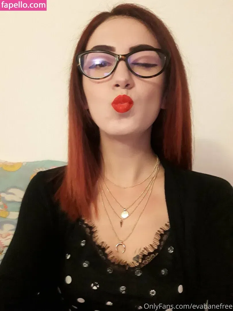 evabanefree Onlyfans Photo Gallery 