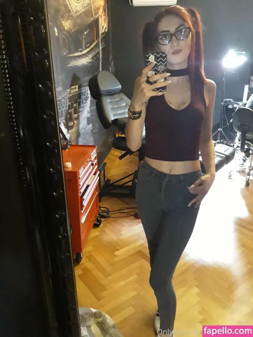 evabanefree Onlyfans Photo Gallery 