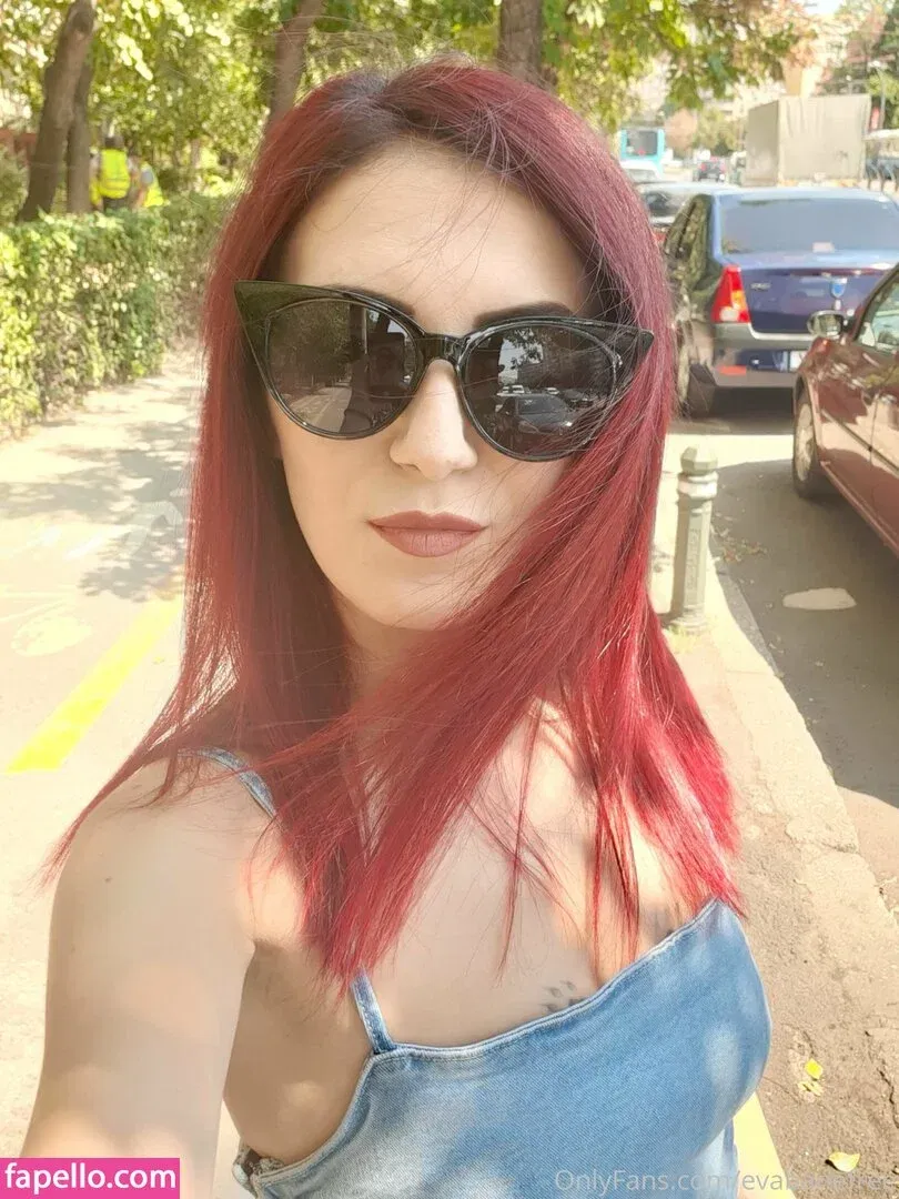 evabanefree Onlyfans Photo Gallery 