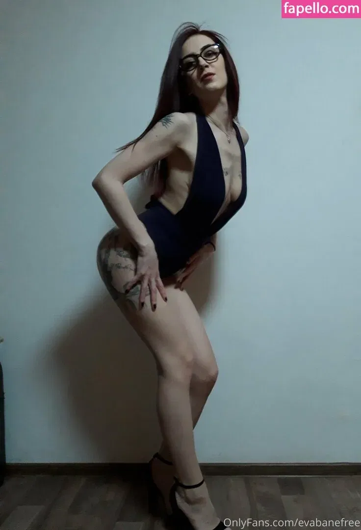 evabanefree Onlyfans Photo Gallery 