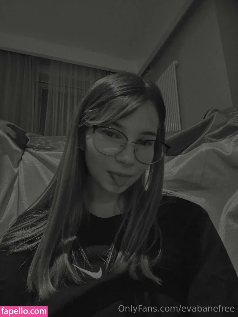 evabanefree Onlyfans Photo Gallery 