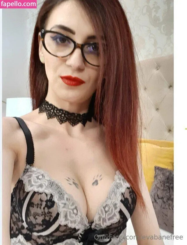 evabanefree Onlyfans Photo Gallery 