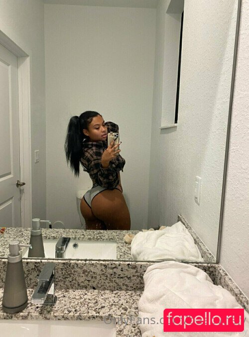 Baabynely Nude Onlyfans Photo 24