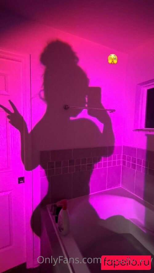 Baabynely Nude Onlyfans Photo 21