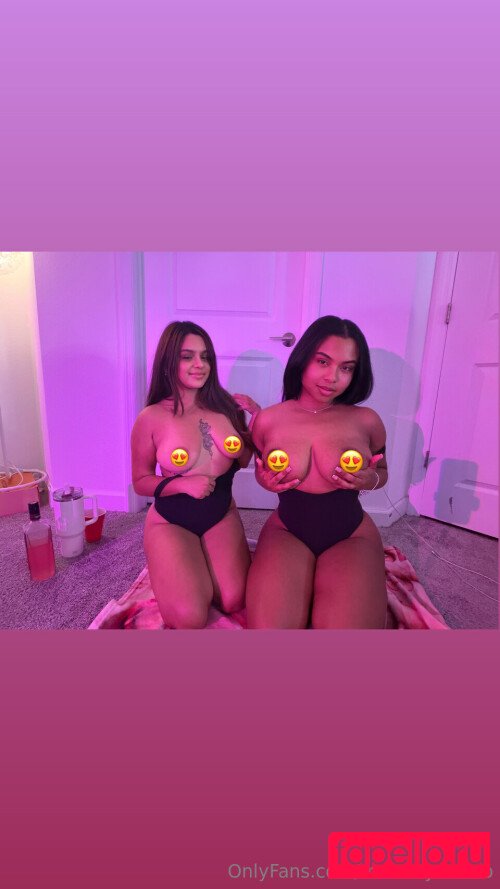 Baabynely Nude Onlyfans Photo 3