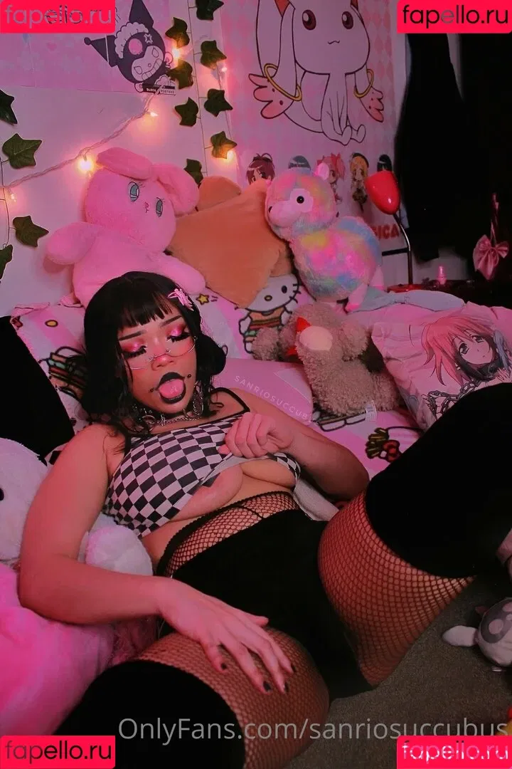 sanriosuccubus Onlyfans Photo Gallery 