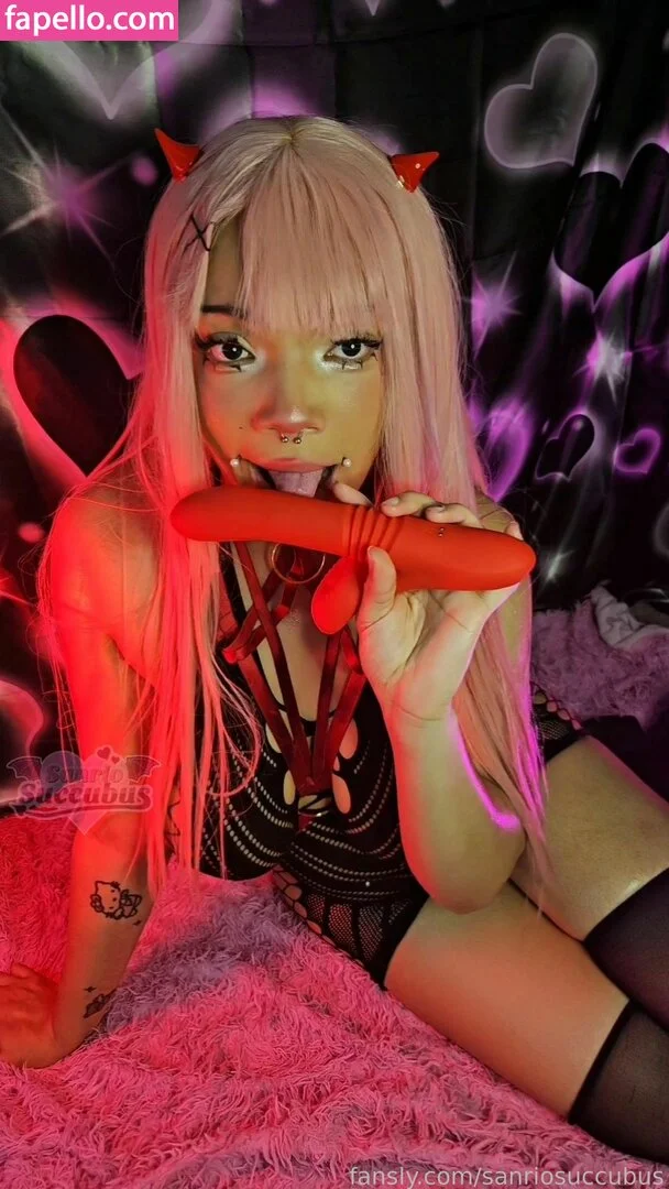sanriosuccubus Onlyfans Photo Gallery 