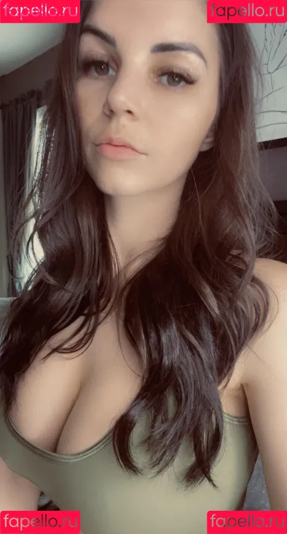 kallmelyles Onlyfans Photo Gallery 