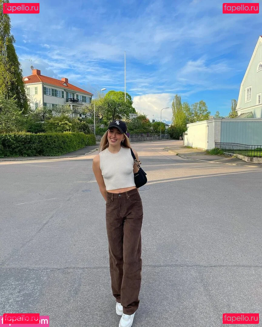 Juliette Bossu Onlyfans Photo Gallery 