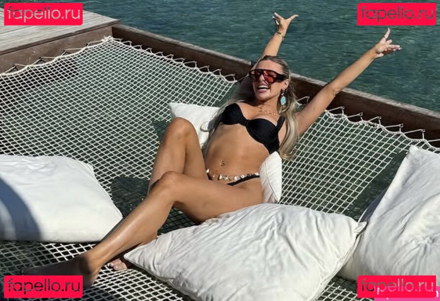Chloe Burrows / chloeburrows Nude Onlyfans Photo 40
