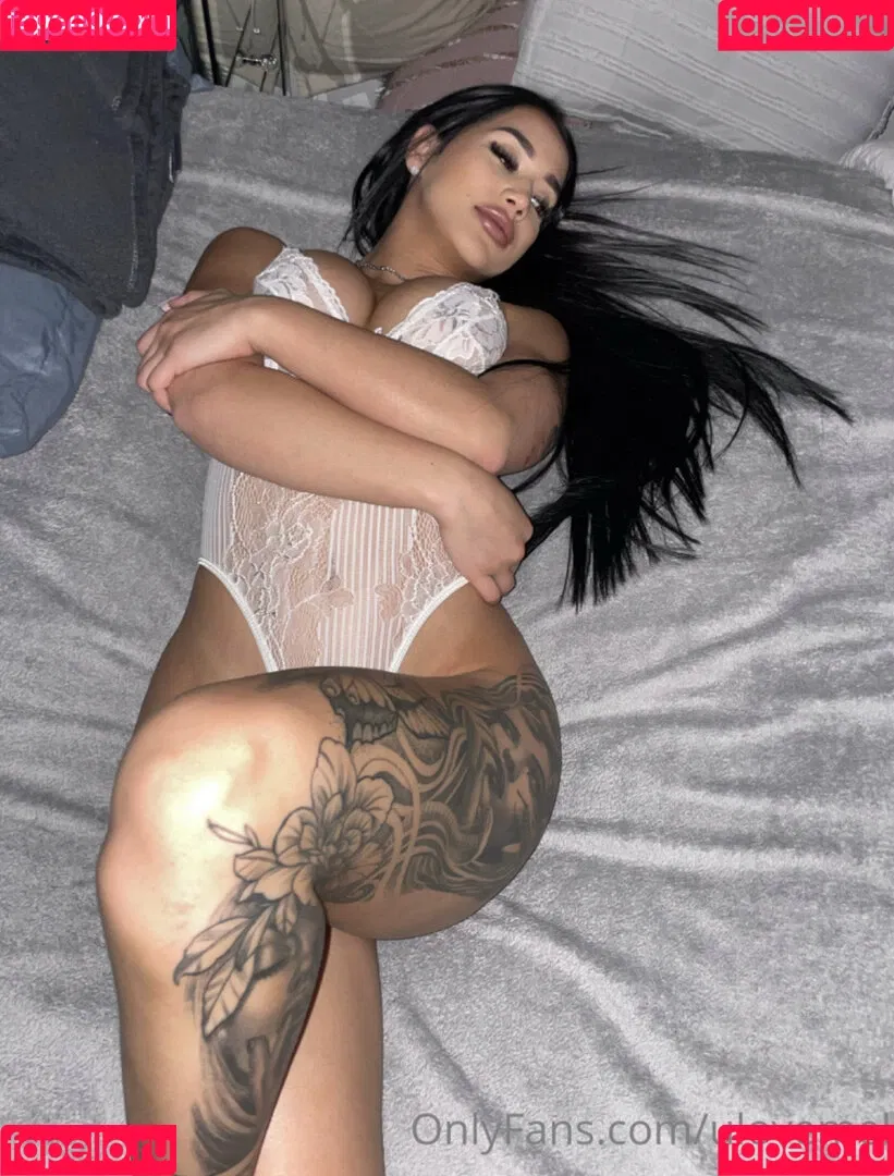 ulovemel Onlyfans Photo Gallery 