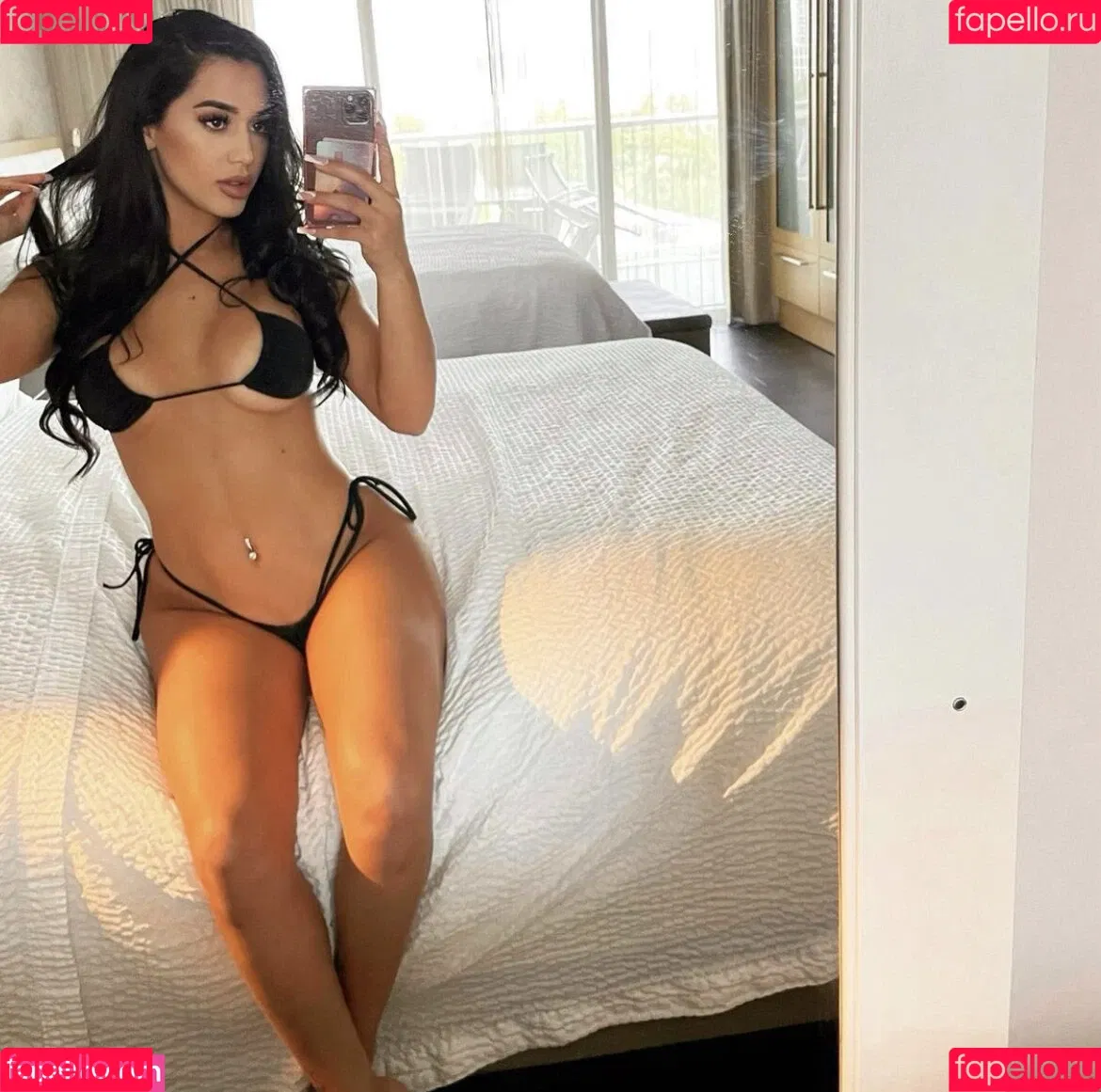 ulovemel Onlyfans Photo Gallery 
