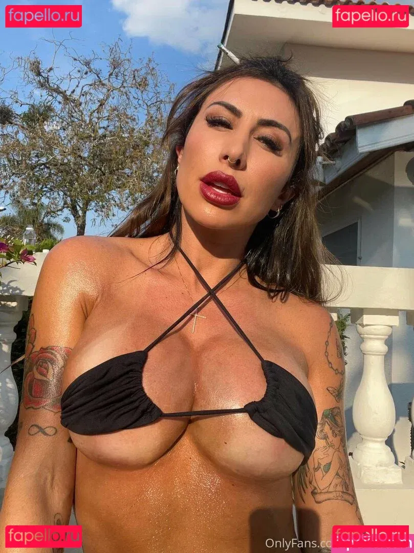 Jaque Khury Onlyfans Photo Gallery 