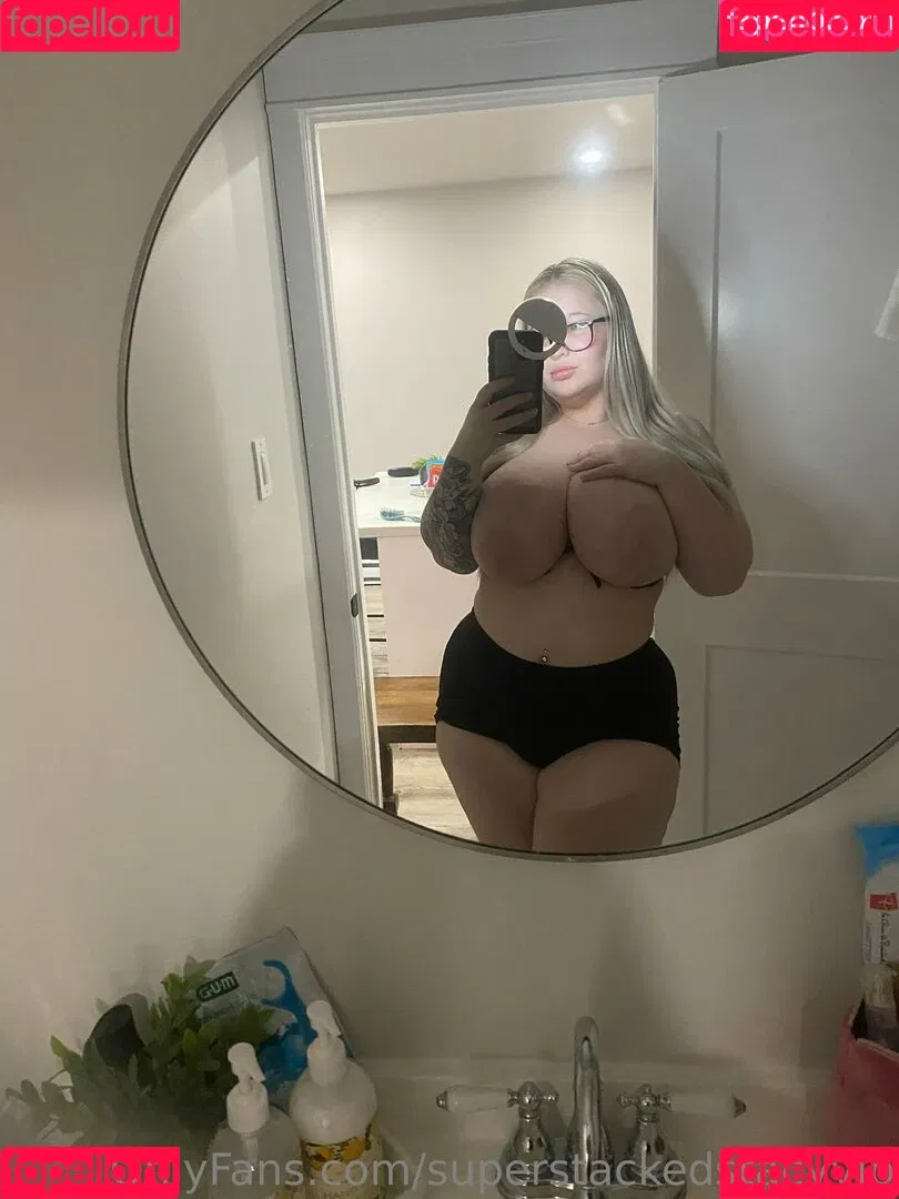 superstackedstacyvip Onlyfans Photo Gallery 