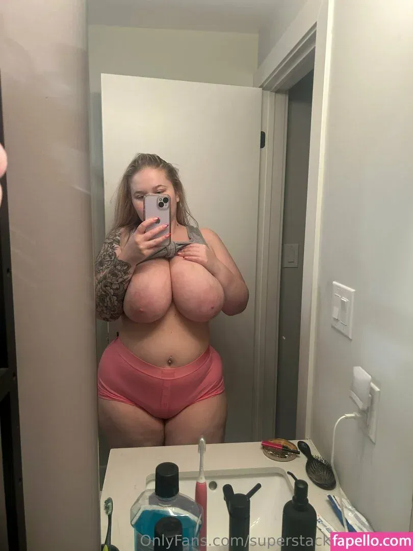 superstackedstacyvip Onlyfans Photo Gallery 