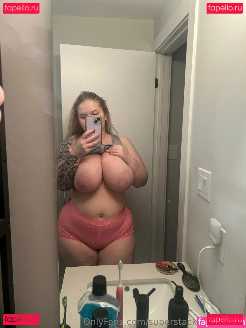 superstackedstacyvip Onlyfans Photo Gallery 