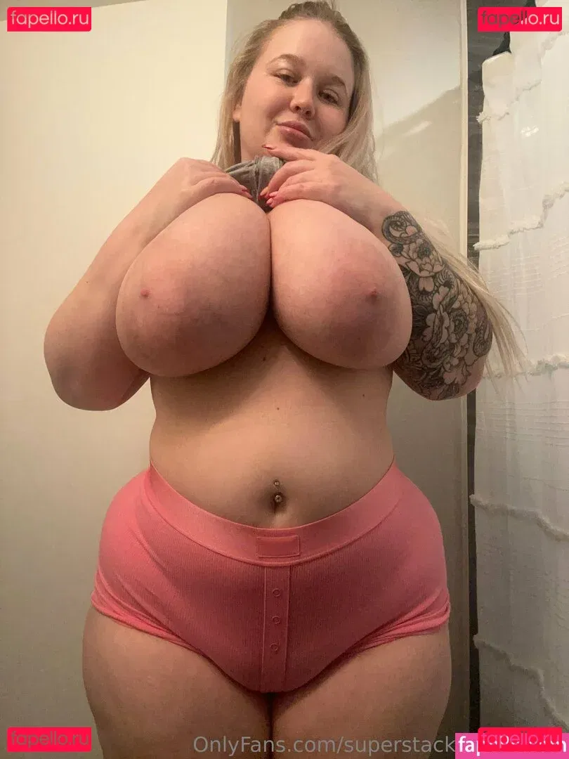 superstackedstacyvip Onlyfans Photo Gallery 