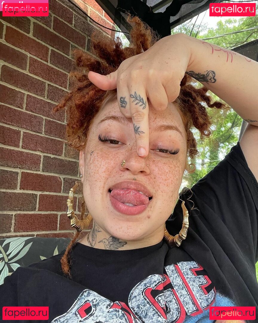 AHintOfRed Nude Onlyfans Photo 50