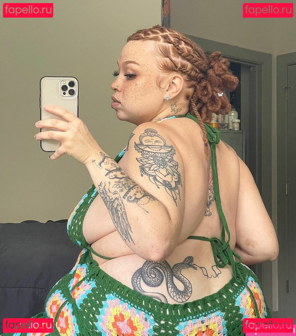 AHintOfRed Nude Onlyfans Photo 41