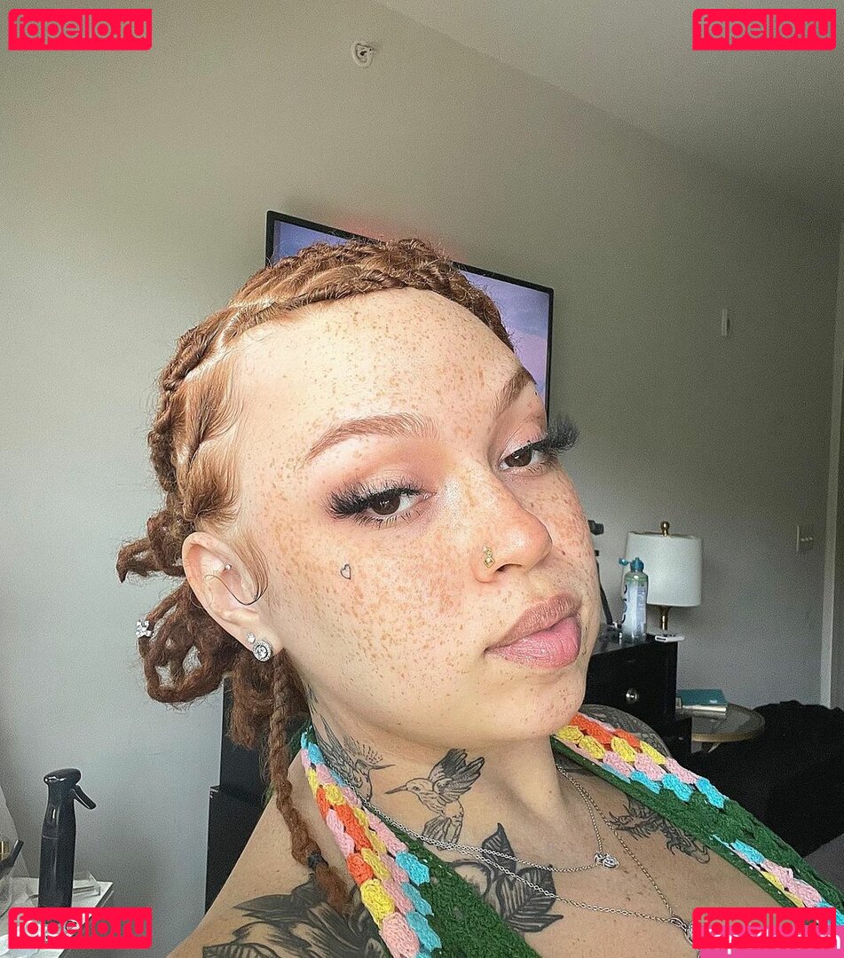 AHintOfRed Nude Onlyfans Photo 40