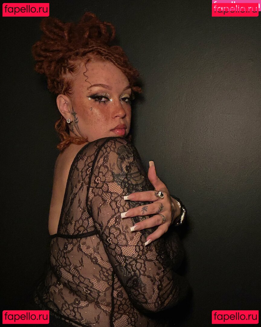 AHintOfRed Nude Onlyfans Photo 26