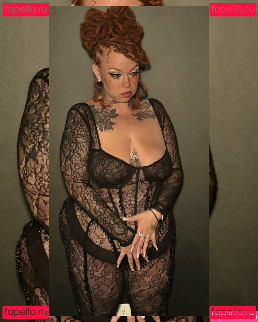AHintOfRed Nude Onlyfans Photo 24