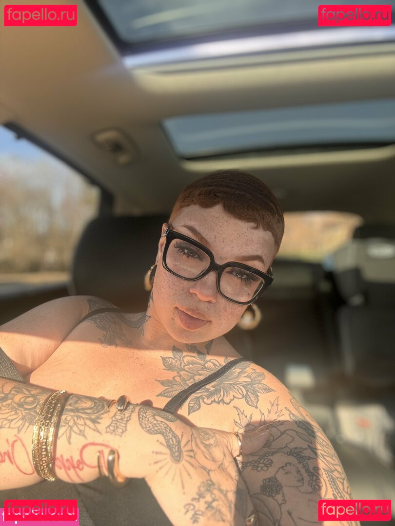 AHintOfRed Nude Onlyfans Photo 10