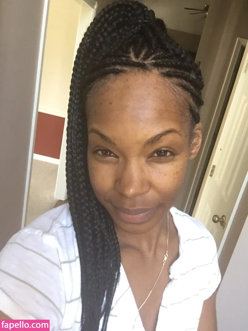 Krystal Tantric Yogi Onlyfans Photo Gallery 