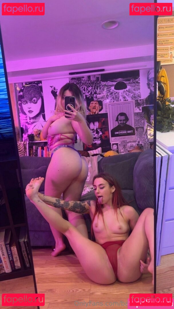 BabyPeachHead / babypeachead Nude Onlyfans Photo 34