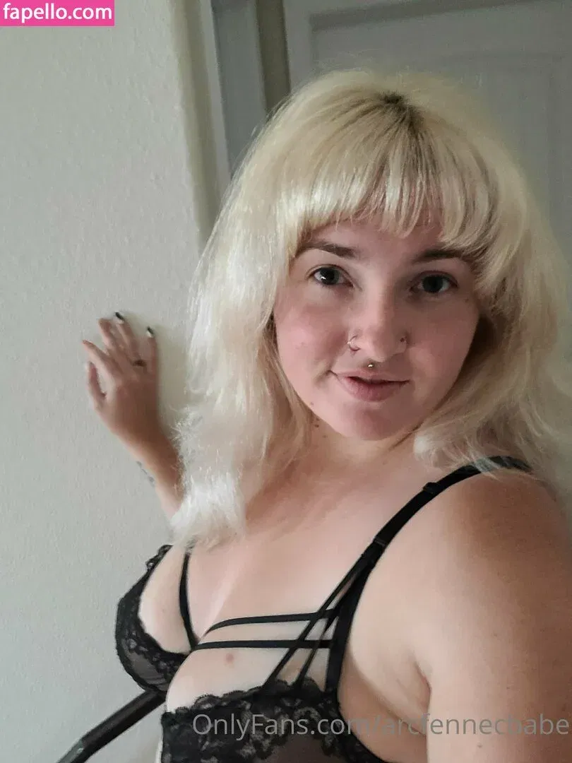 arcfennecbabe Onlyfans Photo Gallery 