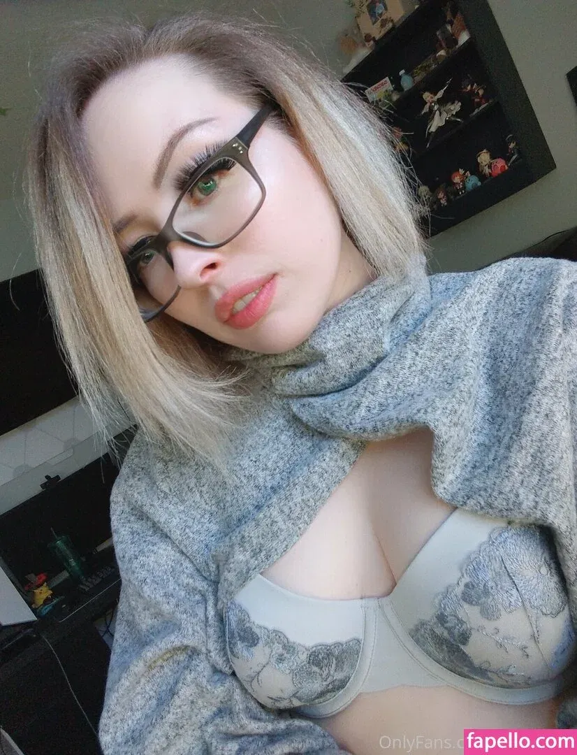 Reyvencos Onlyfans Photo Gallery 