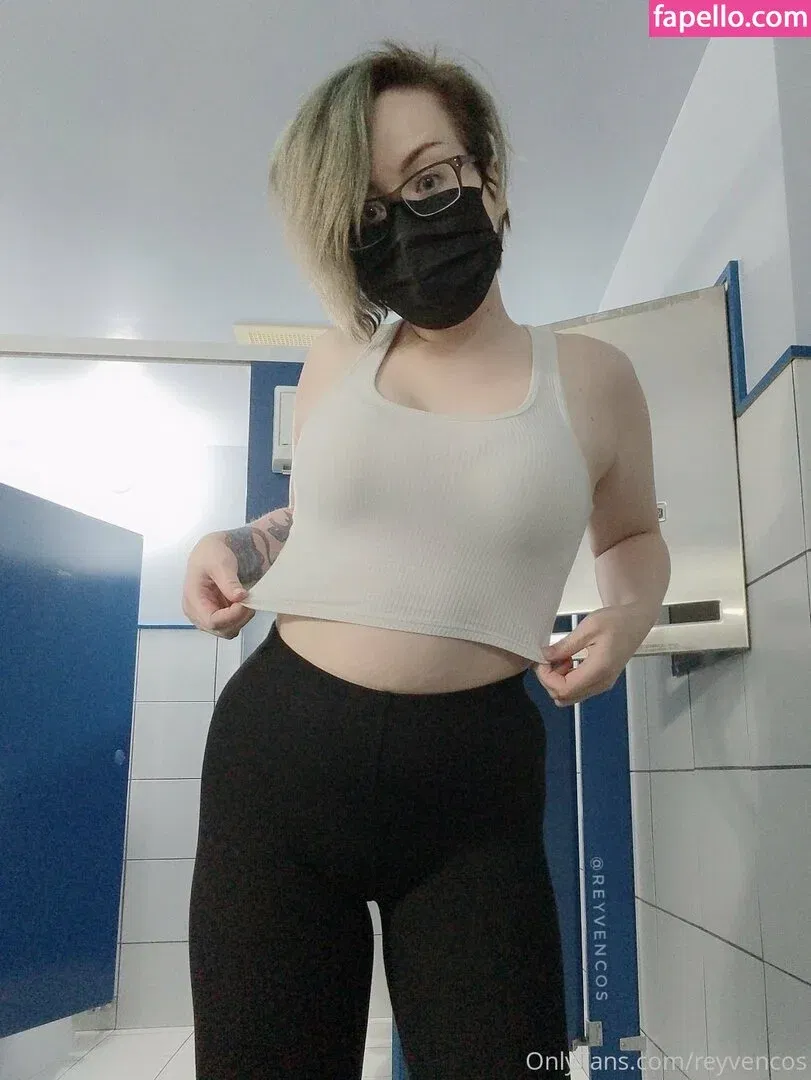 Reyvencos Onlyfans Photo Gallery 