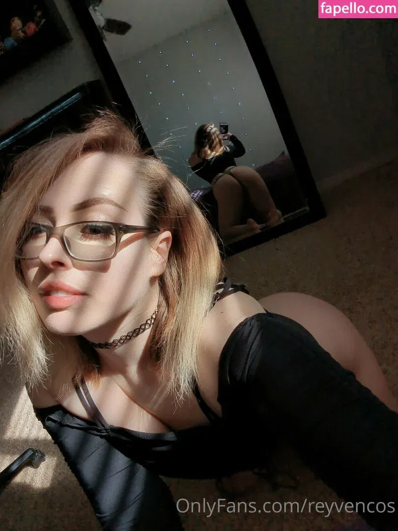 Reyvencos Onlyfans Photo Gallery 