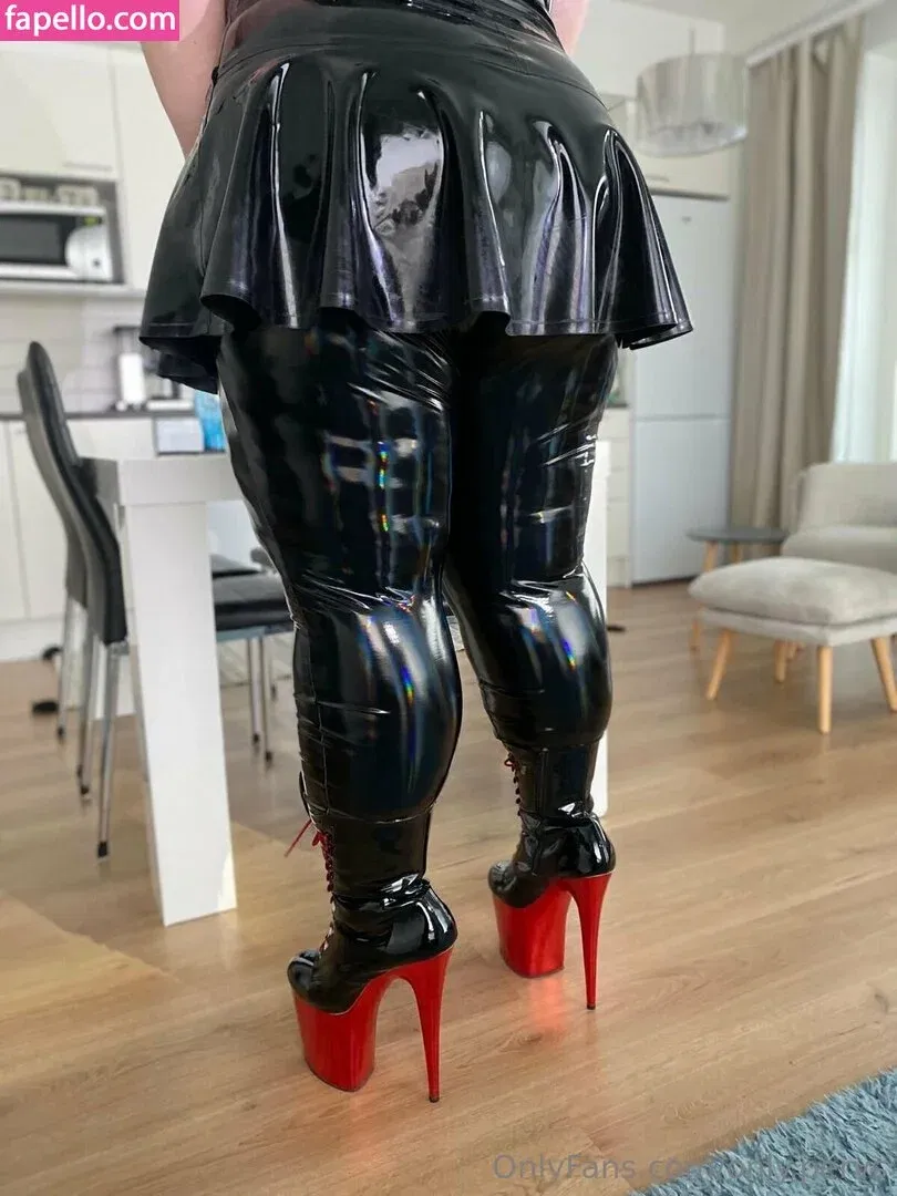 only.pervs Onlyfans Photo Gallery 