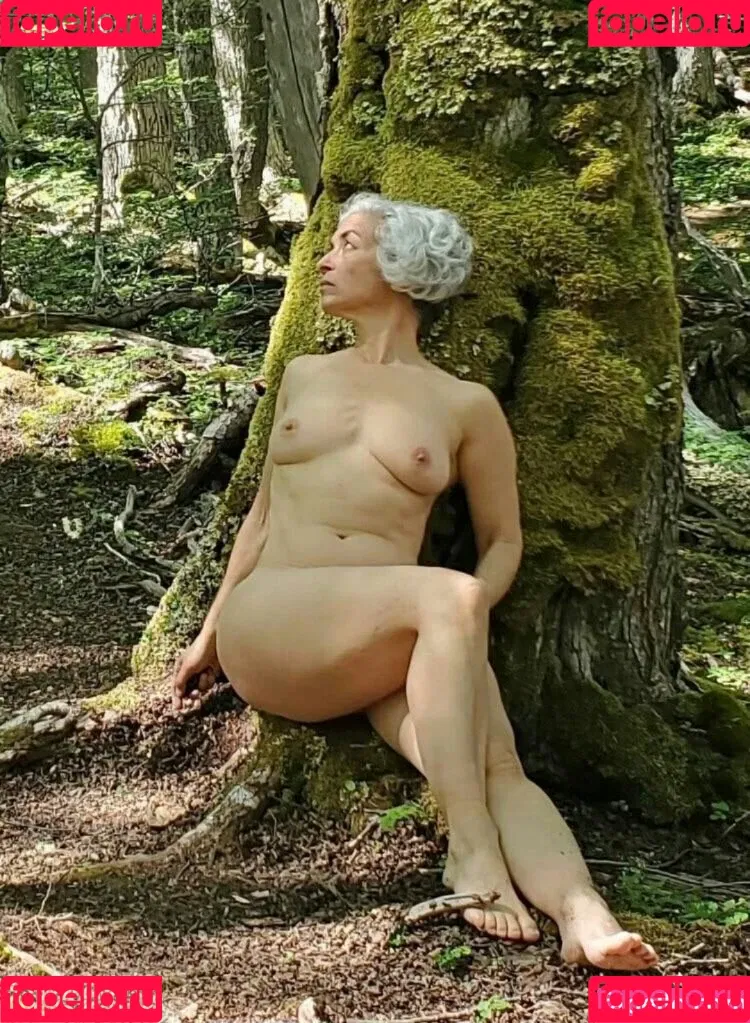 Athena Demos Onlyfans Photo Gallery 