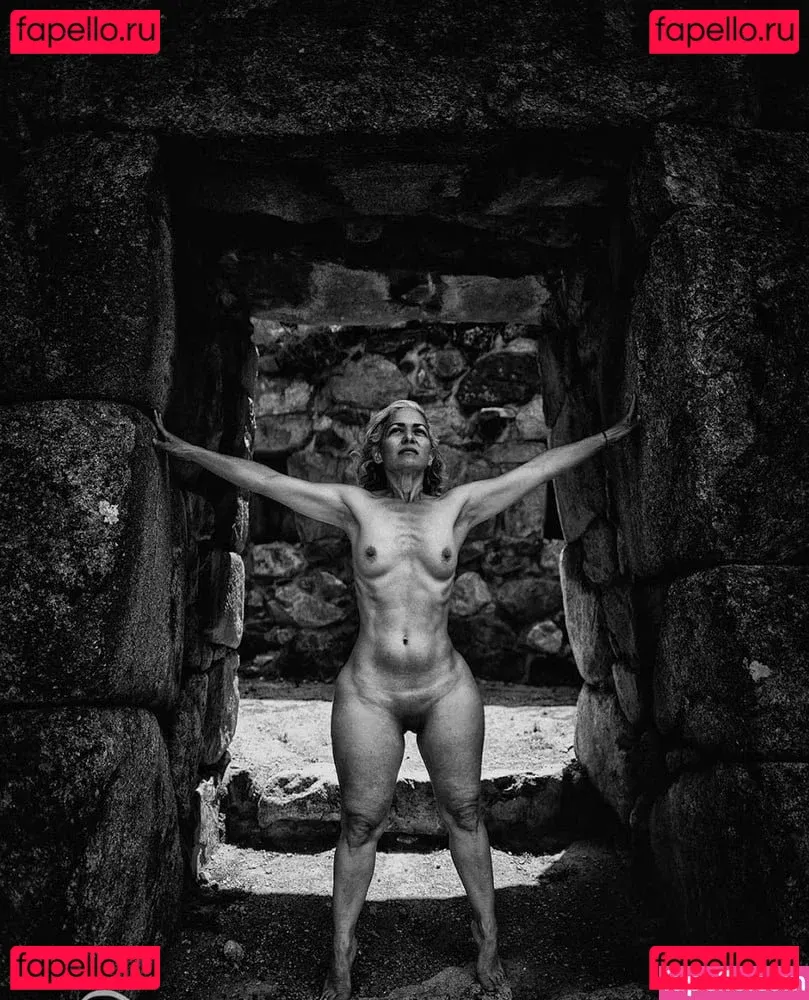 Athena Demos Onlyfans Photo Gallery 