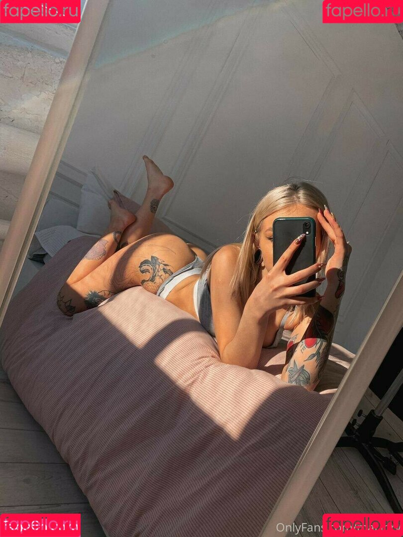 Mallory Onlyfans Photo Gallery 