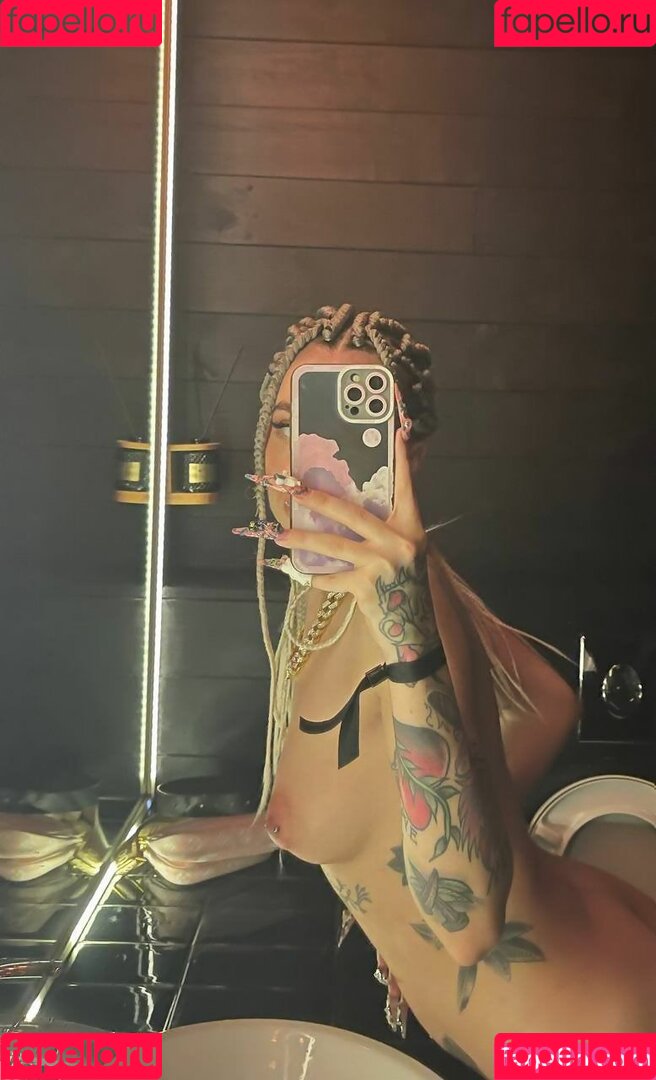 Mallory Onlyfans Photo Gallery 