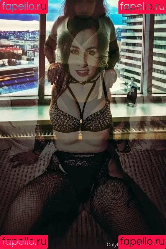 ilouisekari Onlyfans Photo Gallery 