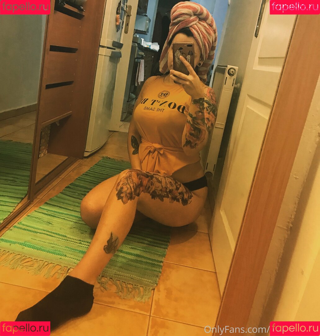 ilouisekari Onlyfans Photo Gallery 