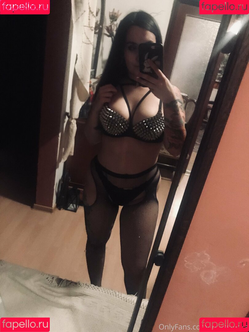 ilouisekari Onlyfans Photo Gallery 