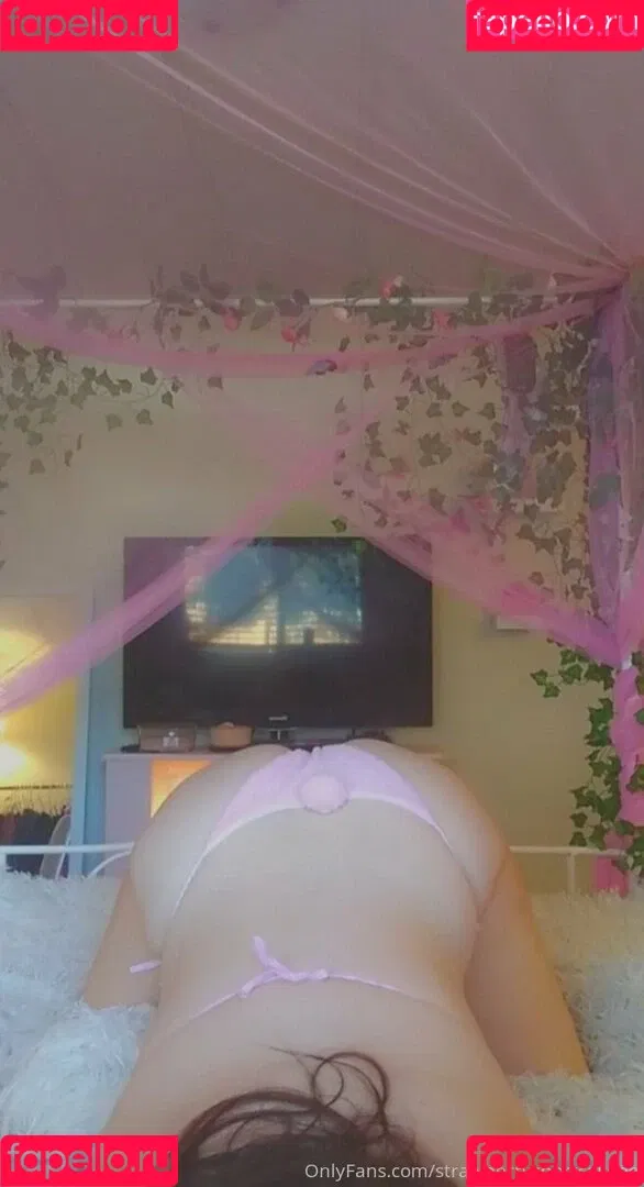 strawberryshortcakeee Onlyfans Photo Gallery 