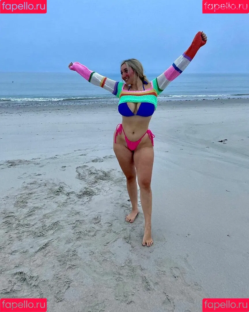 Angelina C Onlyfans Photo Gallery 