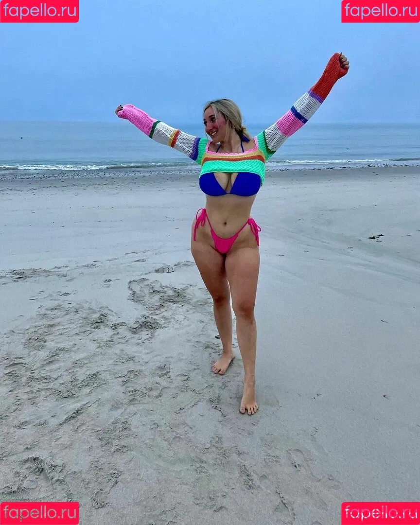 Angelina C Onlyfans Photo Gallery 