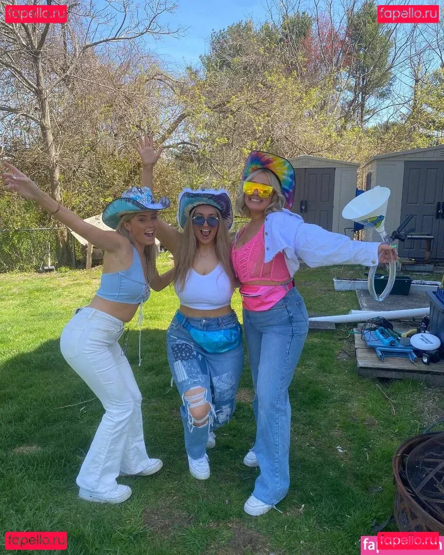 Angelina C Onlyfans Photo Gallery 